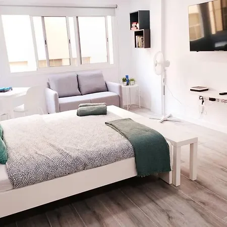 Precioso Apartamento A 150 Metros De La Playa